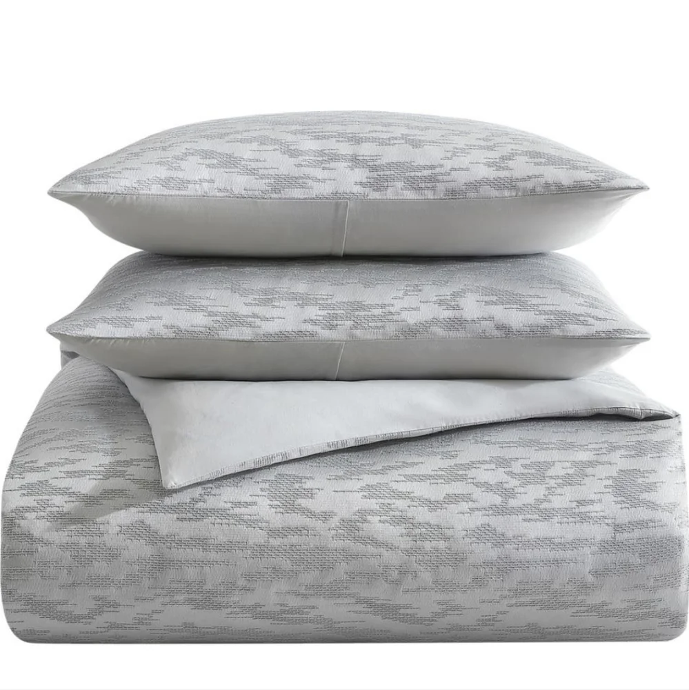 Vera Wang Illusion Grey Duvet Cover Set - King. New